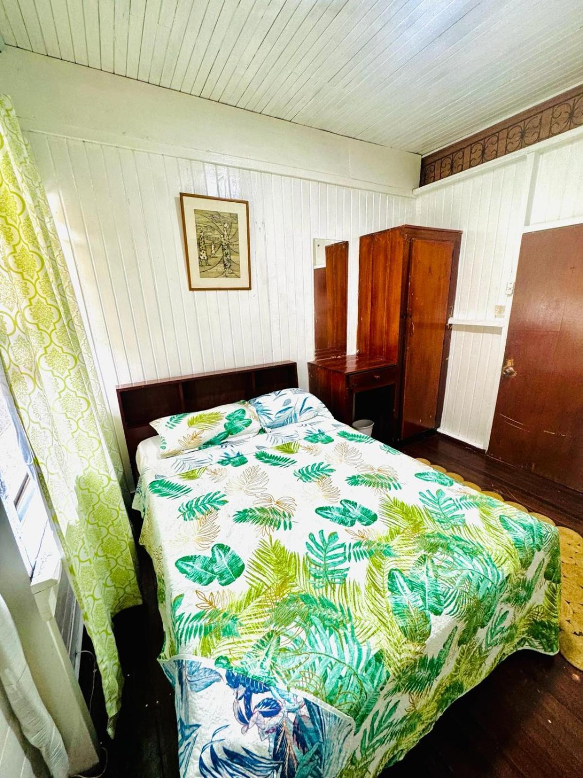 Smith'S Homestay Georgetown Buitenkant foto
