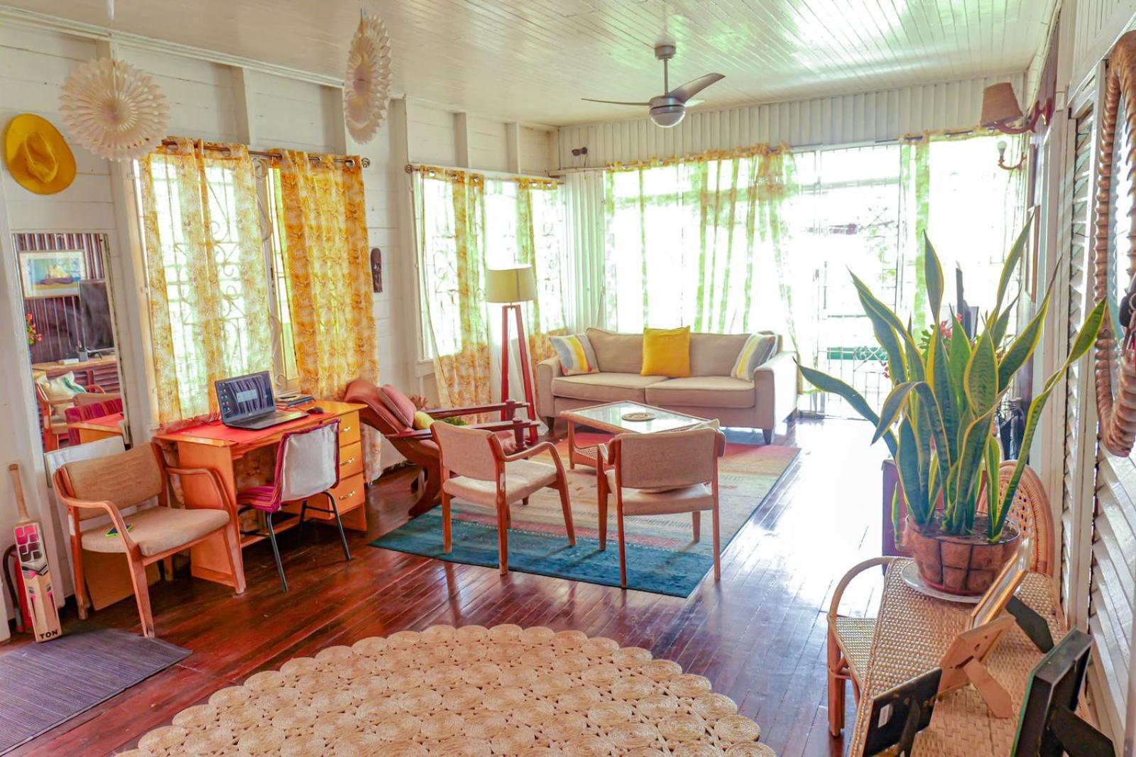 Smith'S Homestay Georgetown Buitenkant foto